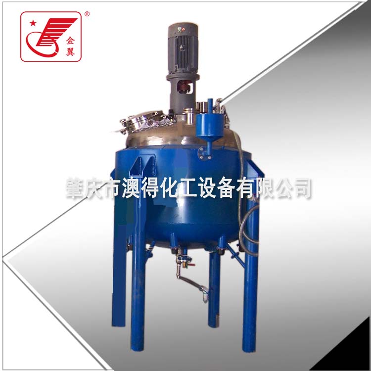 1000L不鏽鋼(gāng)電加熱反應釜(fu)