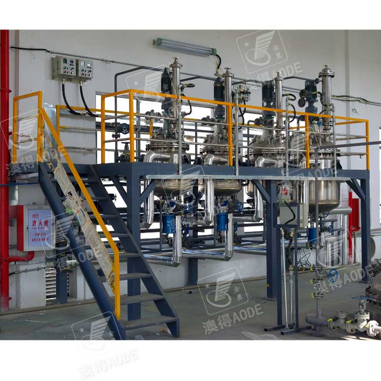 分散(san)研磨攪拌(ban)脫泡一體(tǐ)釜