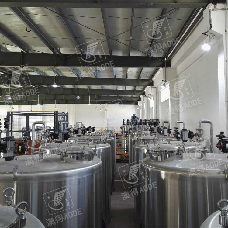 不(bu)鏽鋼儲(chǔ)罐