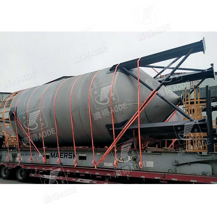 立式(shì)大型儲罐